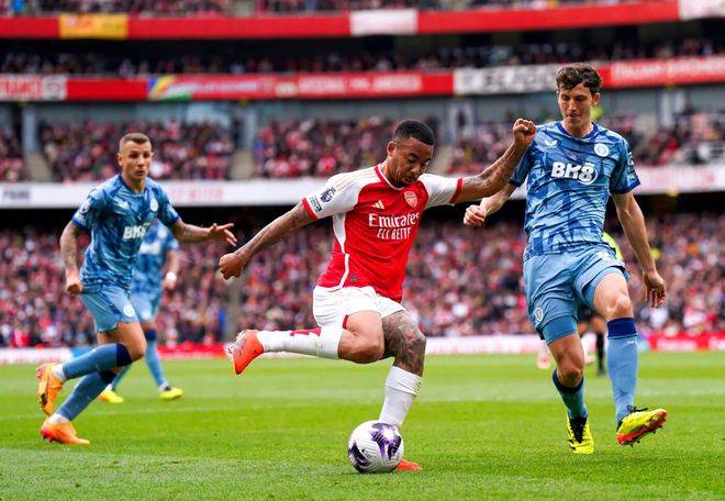 关于集结日体能课后,纽卡斯尔临场应变备战社区盾,震撼外界,赛程密集仍需轮换的信息 关于集结日体能课后,纽卡斯尔临场应变备战社区盾,震撼外界,赛程密集仍需轮换的信息