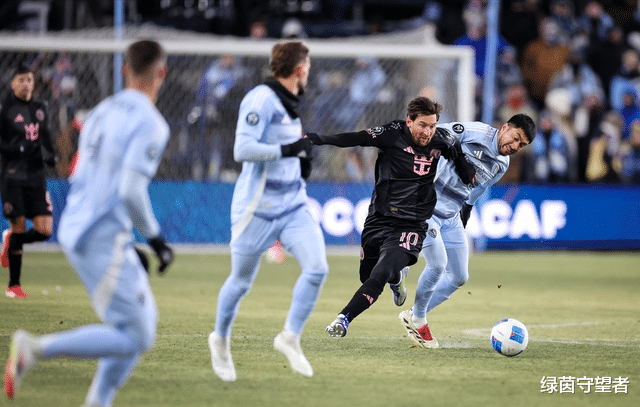 包含梅西连续十二场比赛得分超过连败，曼联挑战极限！的词条