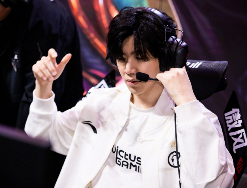 壹号娱乐-包含TheShy在勇士比赛中势不可挡，惊险取胜引发热议！的词条